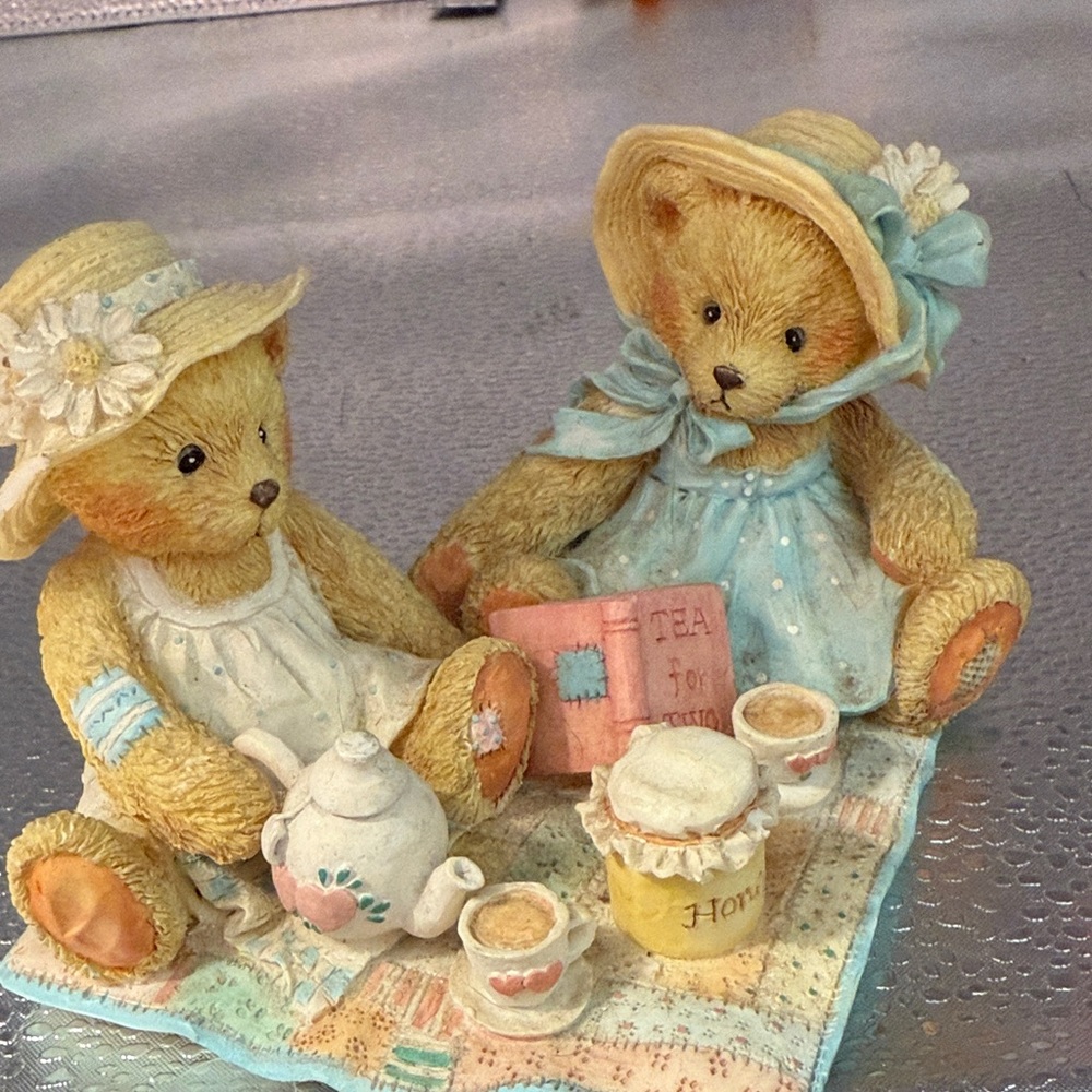 Cherished Teddies Freda and Tina adorable Tea Party - Picture 7 of 12